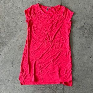 Tshirt dress coral colored